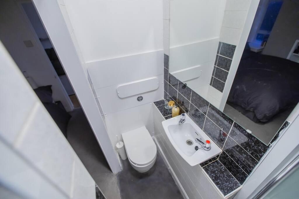 Georgian Gem Free Parking &Views Apartman Bath Kültér fotó