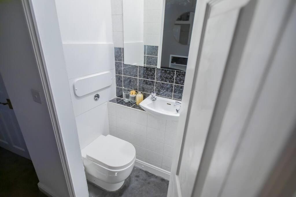 Georgian Gem Free Parking &Views Apartman Bath Kültér fotó