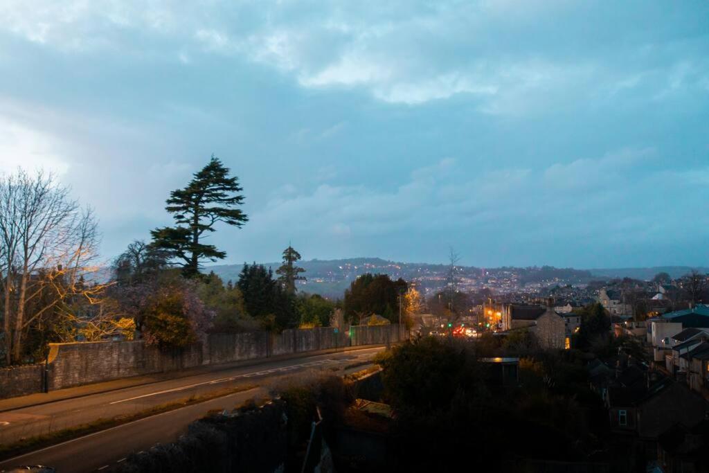 Georgian Gem Free Parking &Views Apartman Bath Kültér fotó